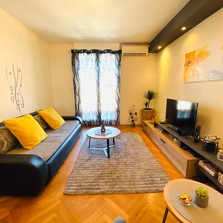 Lucija Apartman *
