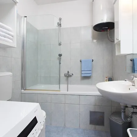 Apartman Lucija